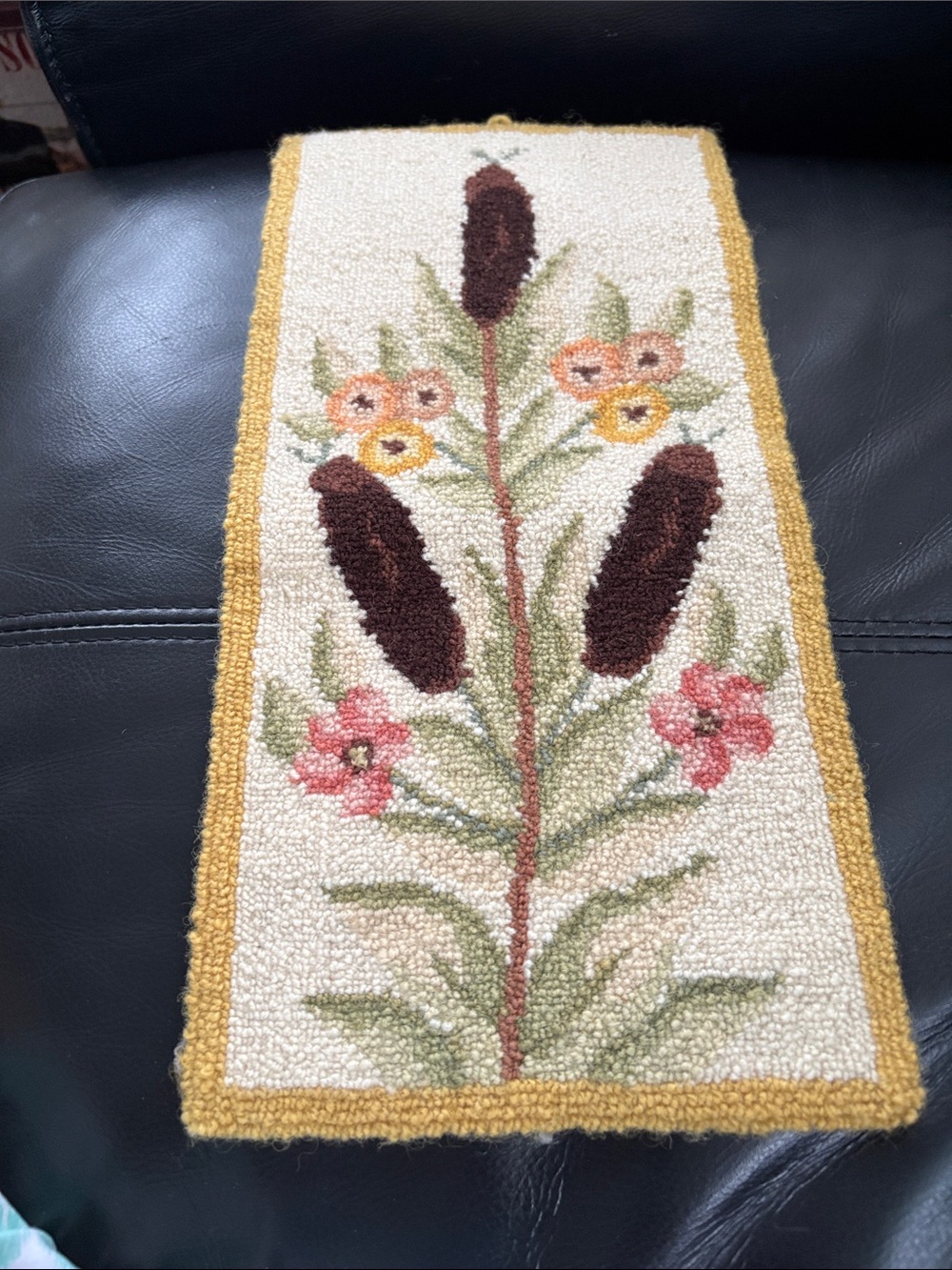 Vintage 100% Handcrafted Floral Hooked Wall Hanging